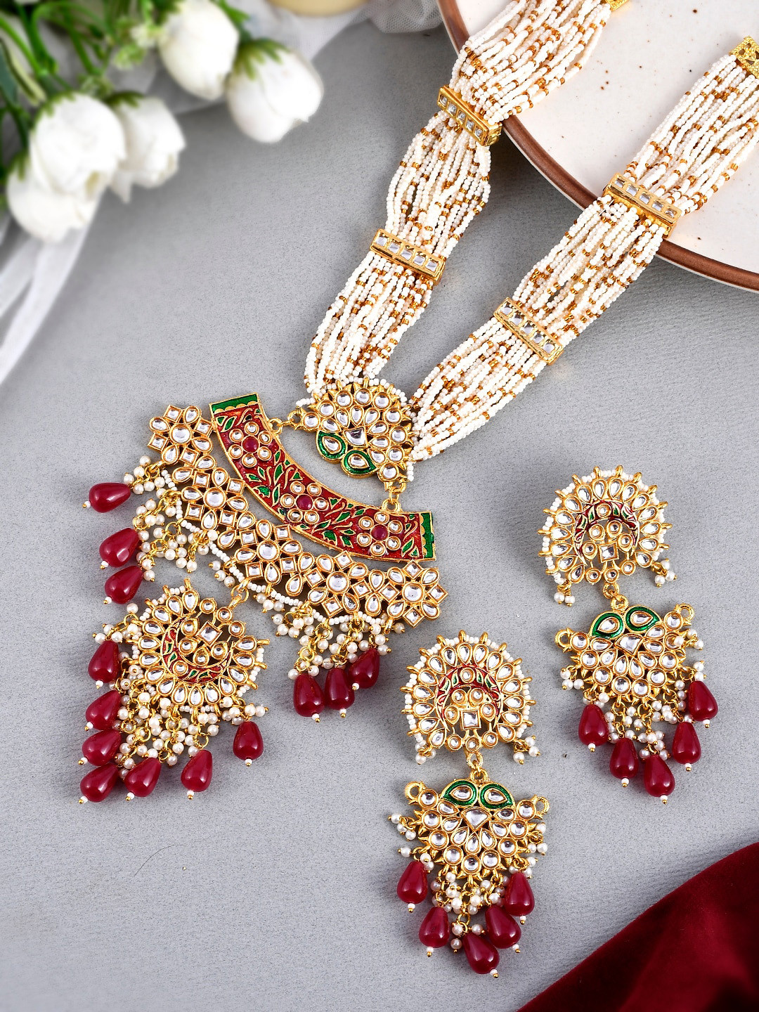 Buy DASTOOR Gold Plated Kundan And Artificial Stone Studded Jewellery