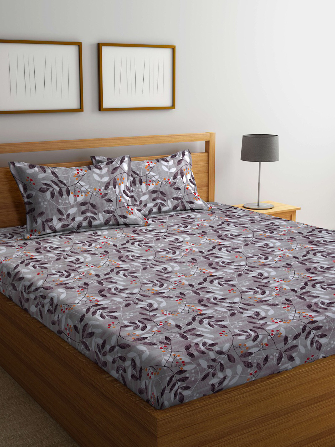 Buy BOMBAY DYEING Grey & White Floral 120 TC Cotton King Bedsheet With