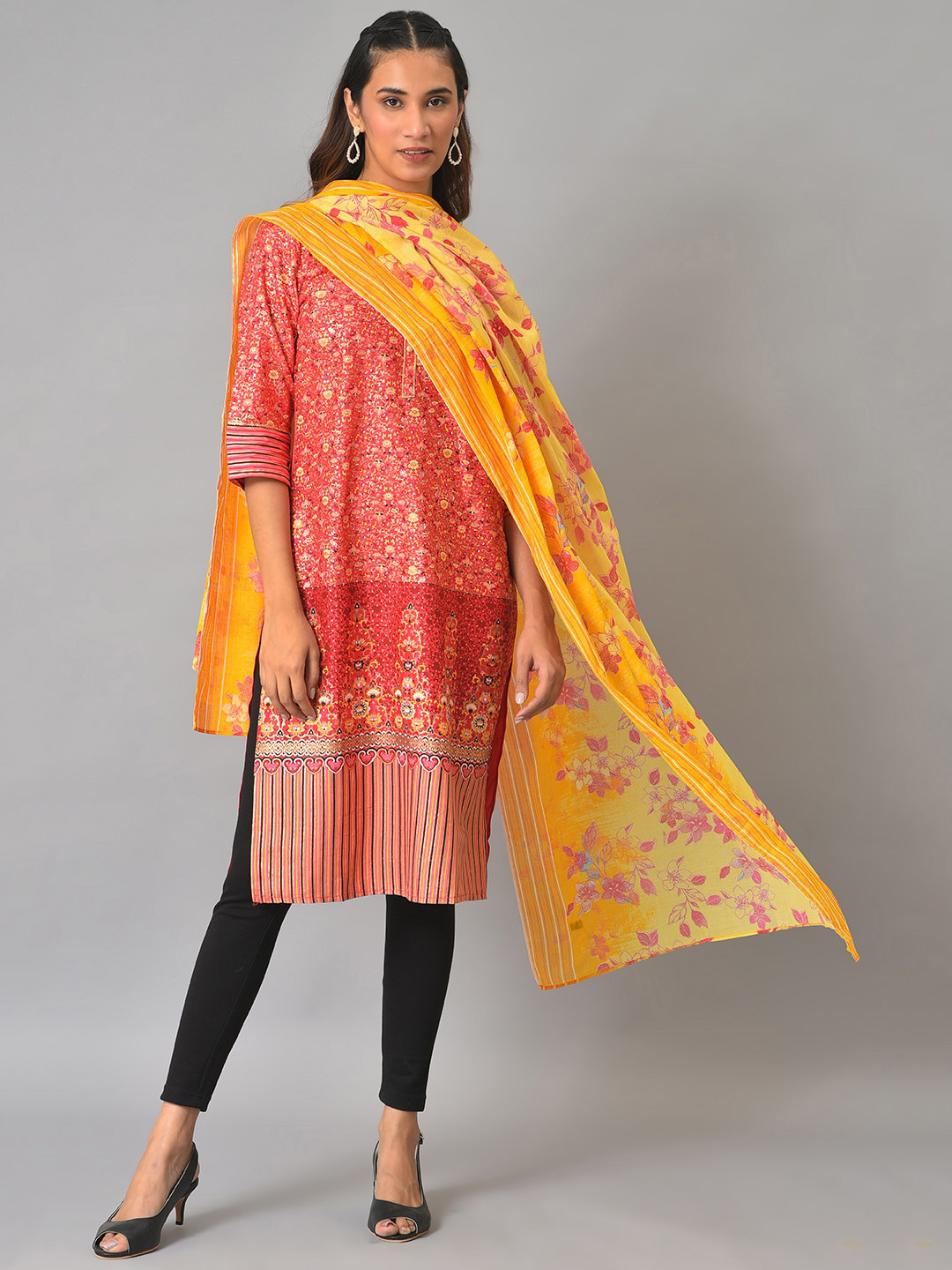 Completo Abito Anarkali Svasato Con Stampa Floreale Bianca E Dupatta Da Donna Aurelia~p148710000