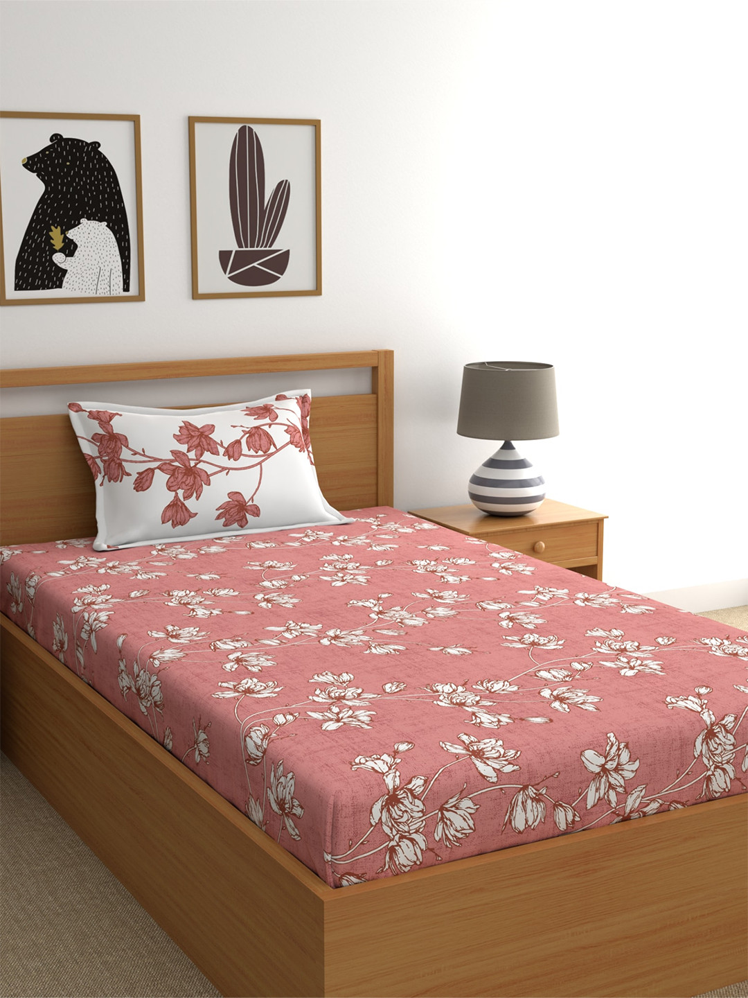 Buy Dreamscape Peach & White Floral 140 TC Single Cotton Bedsheet With