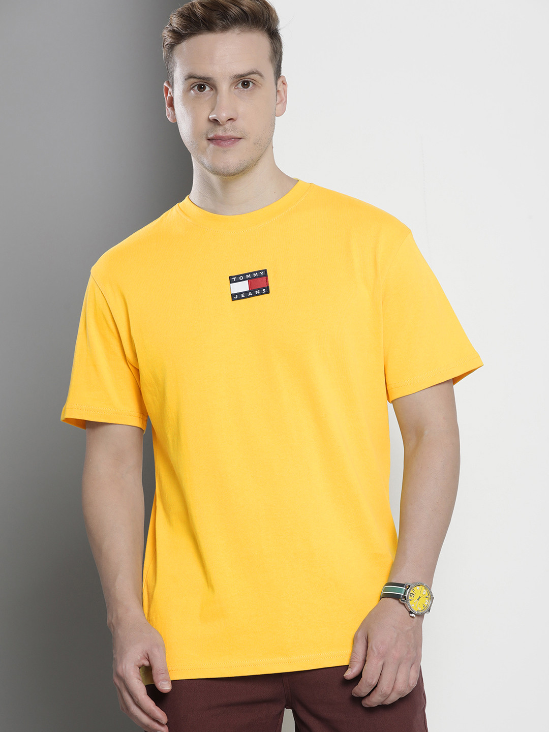 TOMMY HILFIGER - Man - T-shirt main image 1