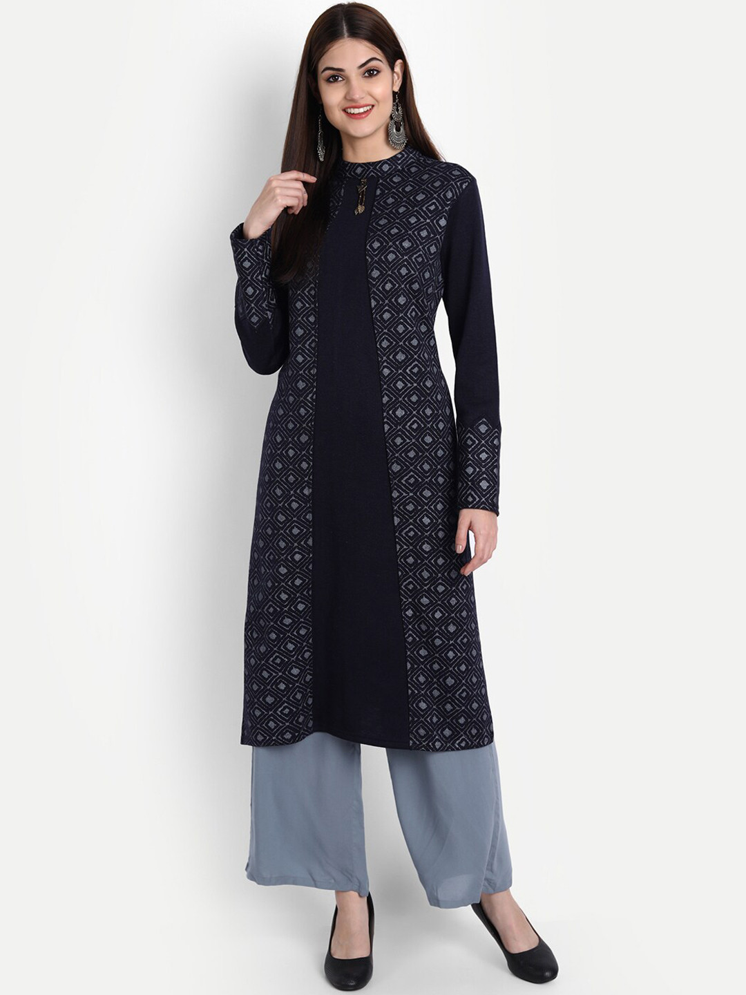 Buy SUTI Geometric Printed Straight Panelled Long Sleeves Kurta
