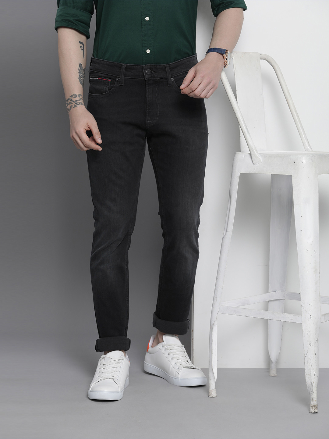 Buy Tommy Hilfiger Men Slim Fit Light Fade Stretchable Jeans Jeans