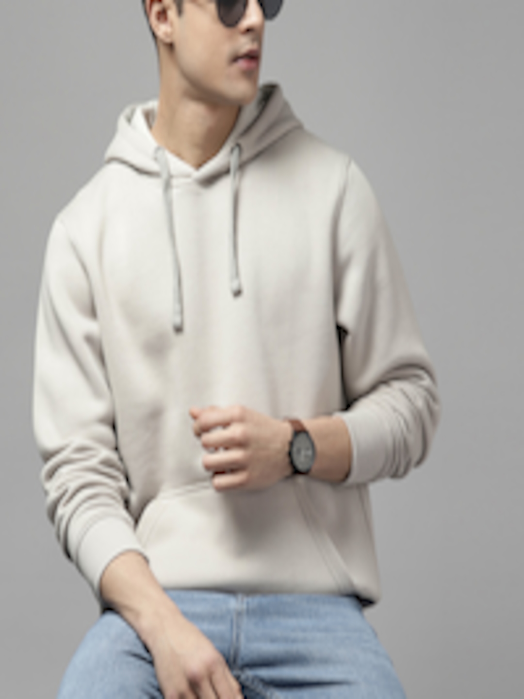 Buy Roadster Men Solid Hooded Sweatshirt - Sweatshirts for Men 21203458 ...