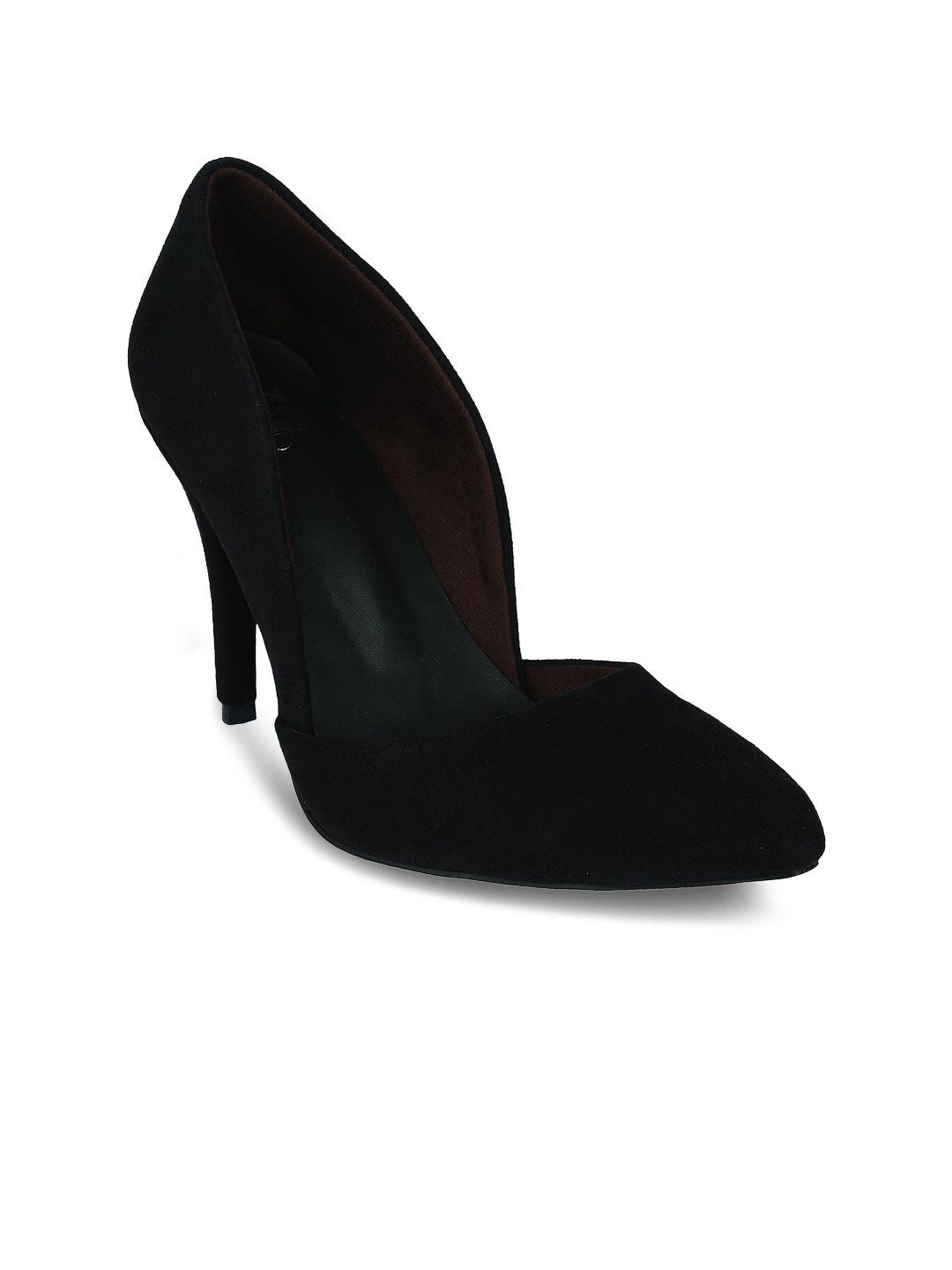 black pumps myntra