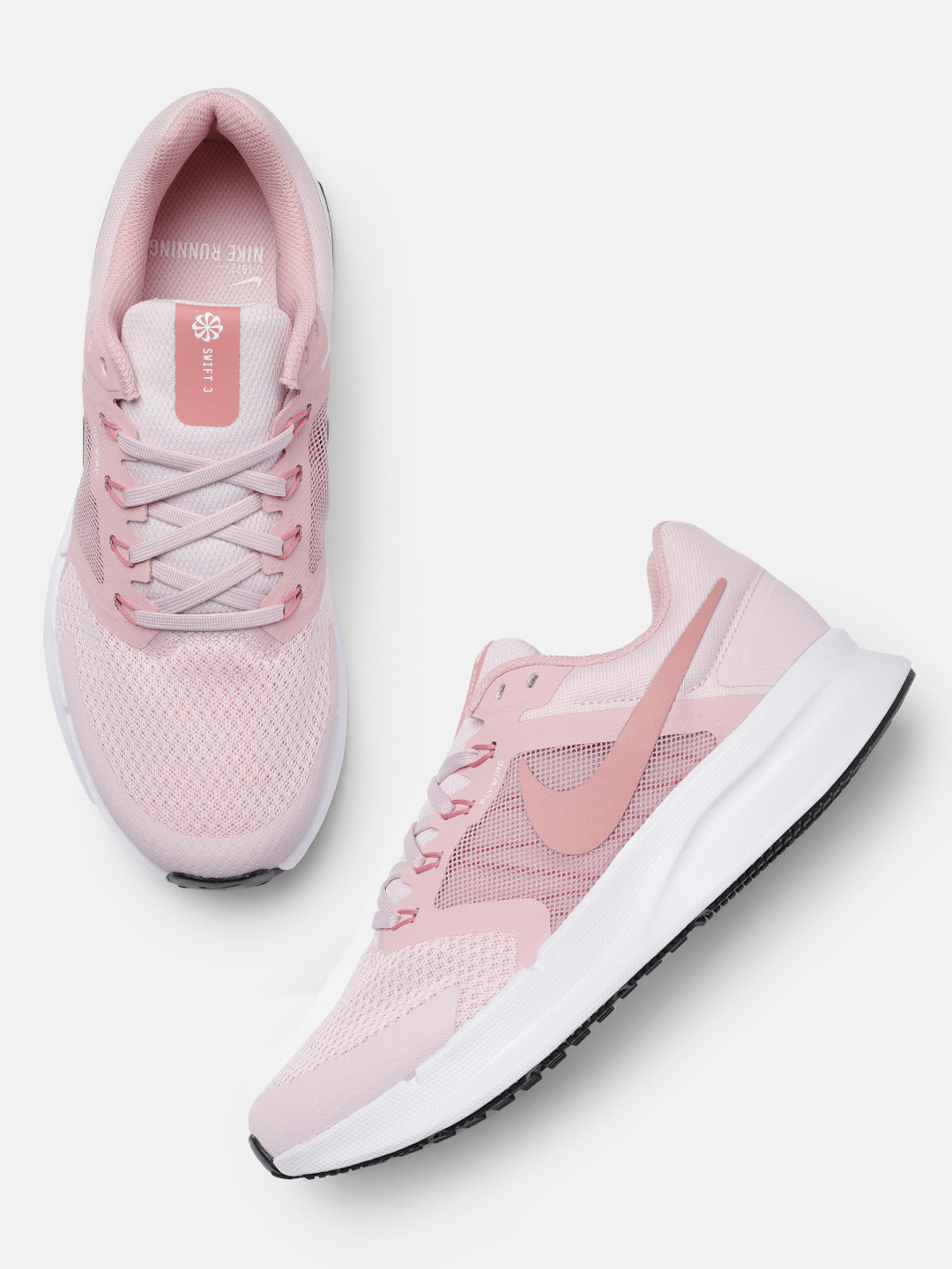 womens nike swift se