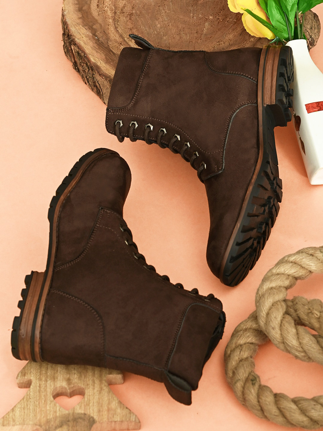 hirel's boots