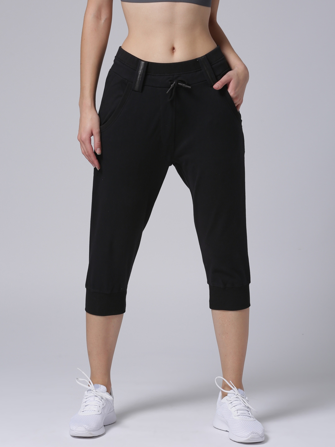 jogger capris women's