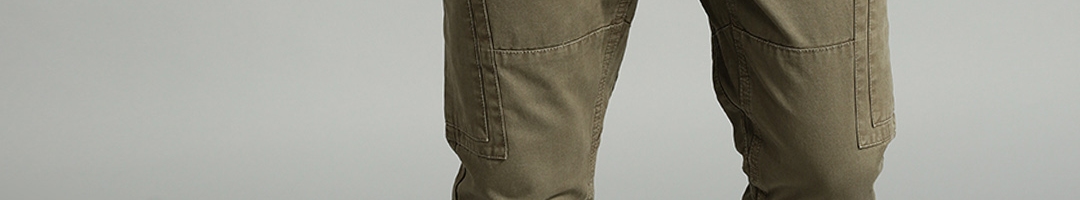 Buy Roadster Men Olive Green Slim Fit Solid Cargos - Trousers for Men ...