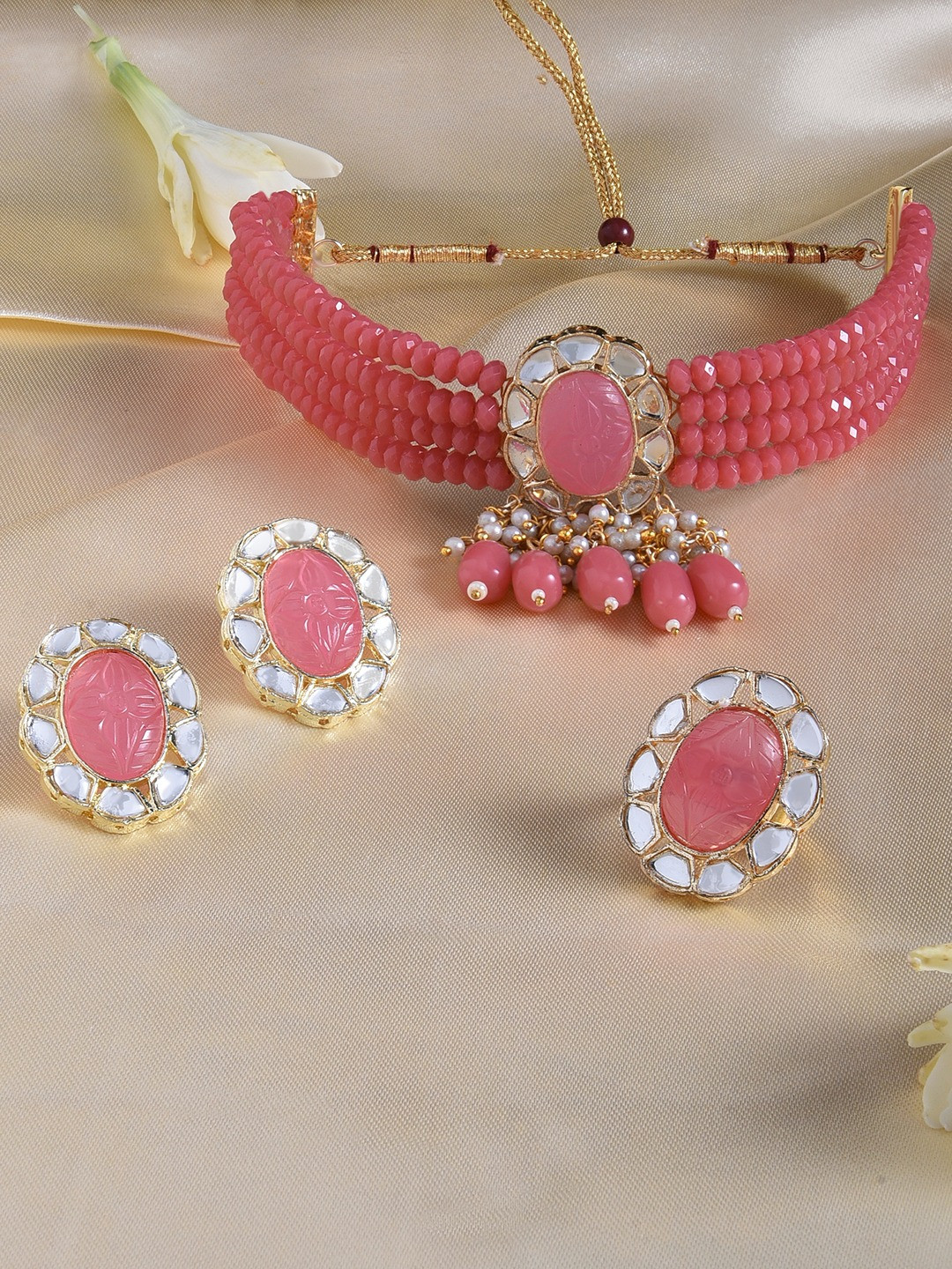 Buy Zaveri Pearls Gold Plated Kundan Studded & Pearl Beaded Jewellery Set Jewellery Set for