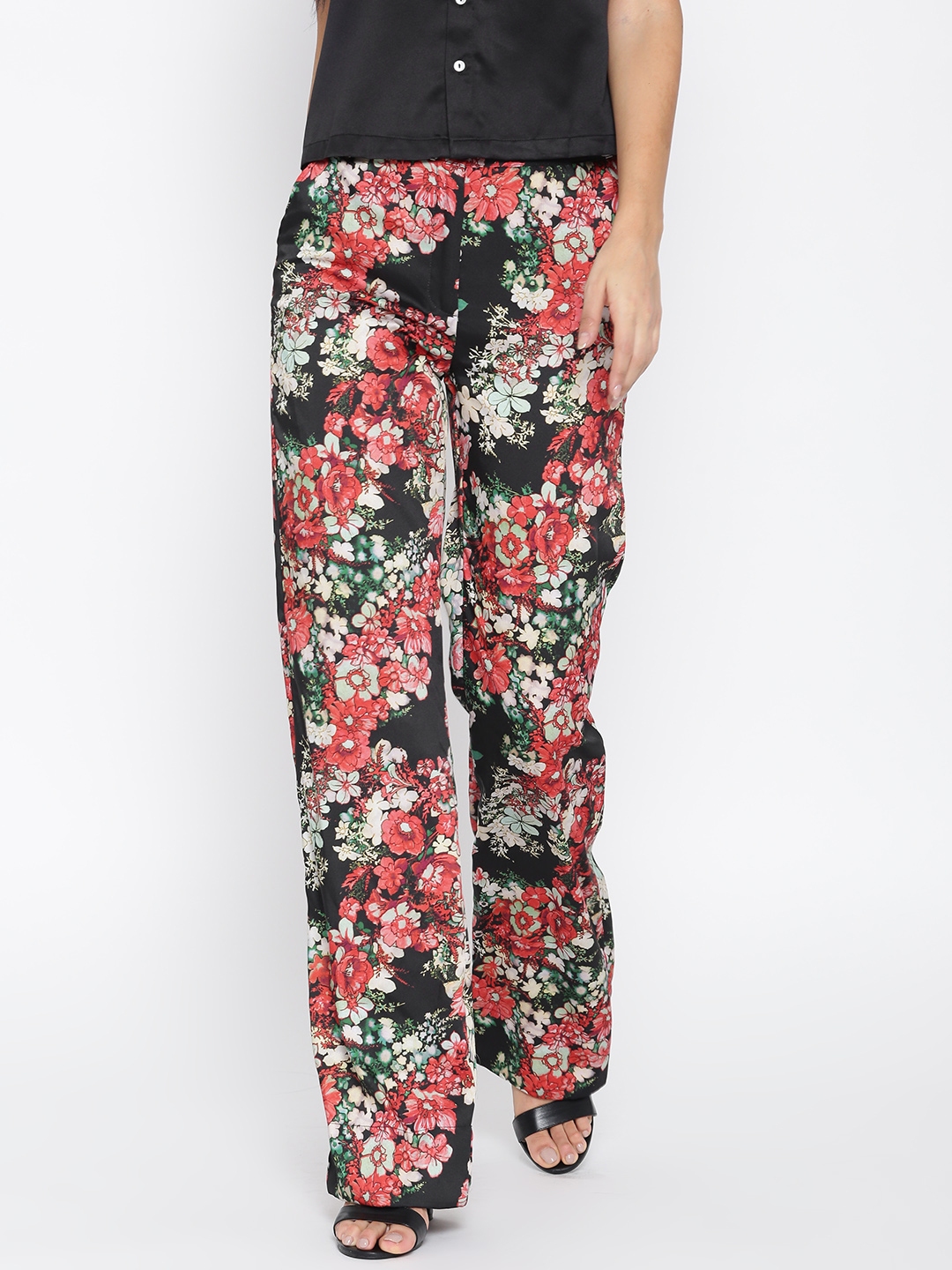 parallel trousers with top