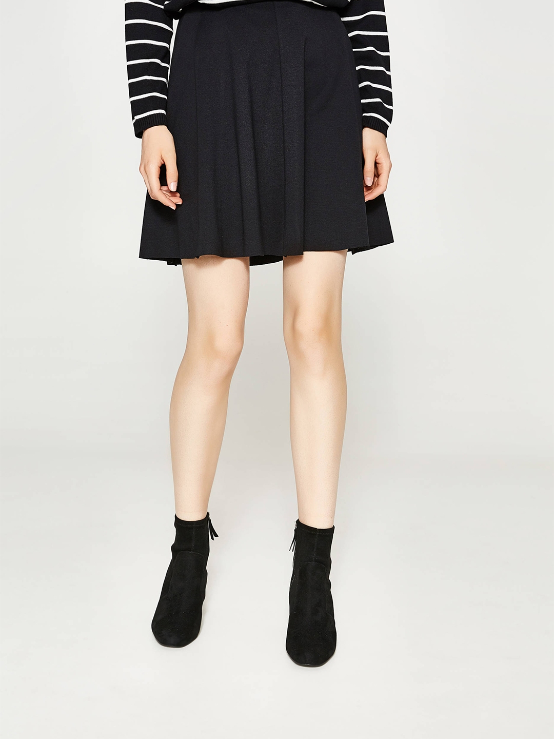 Buy OVS Black Mini Flared Skirt - Skirts for Women 2135706 | Myntra