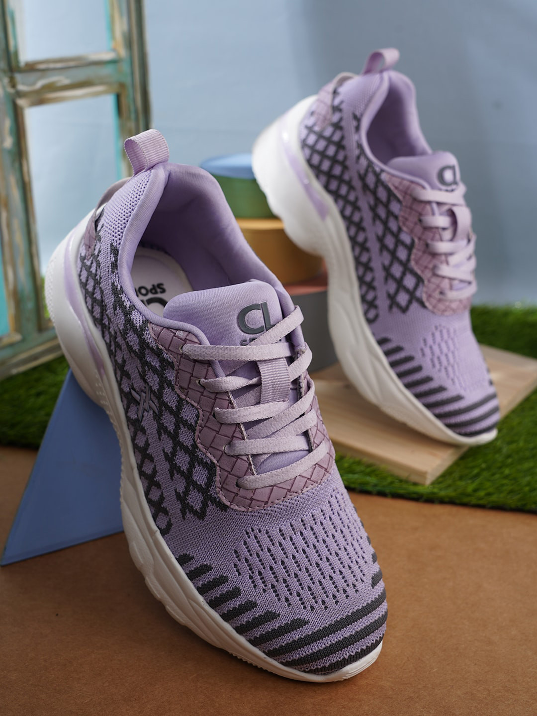 carlton london sports shoes