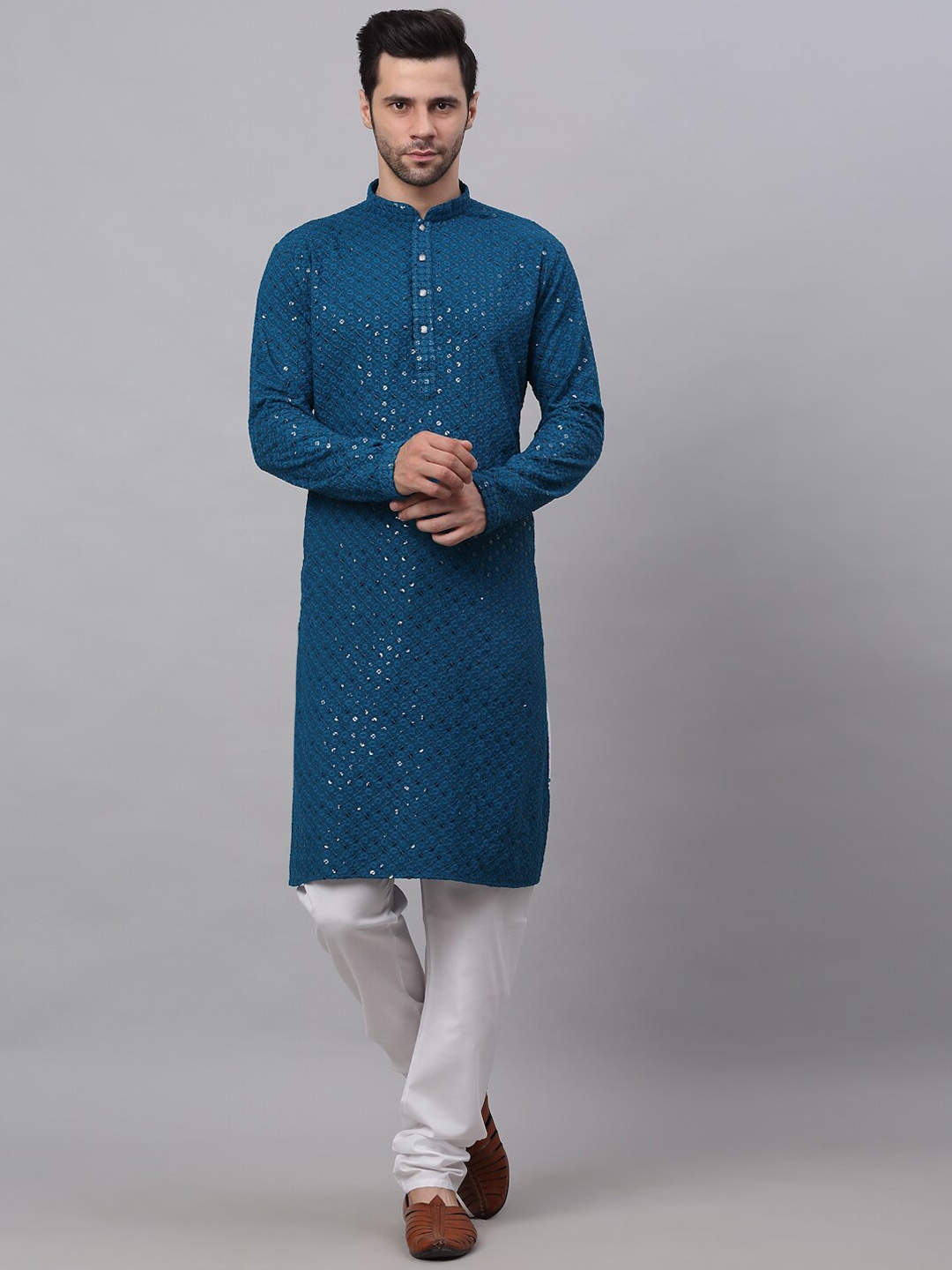 Buy Jompers Men Floral Embroidered Sequinned Pure Cotton Kurta With ...