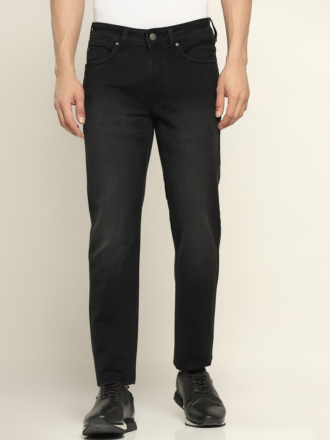 Men's Black Low-Rise Slim Fit Jeans