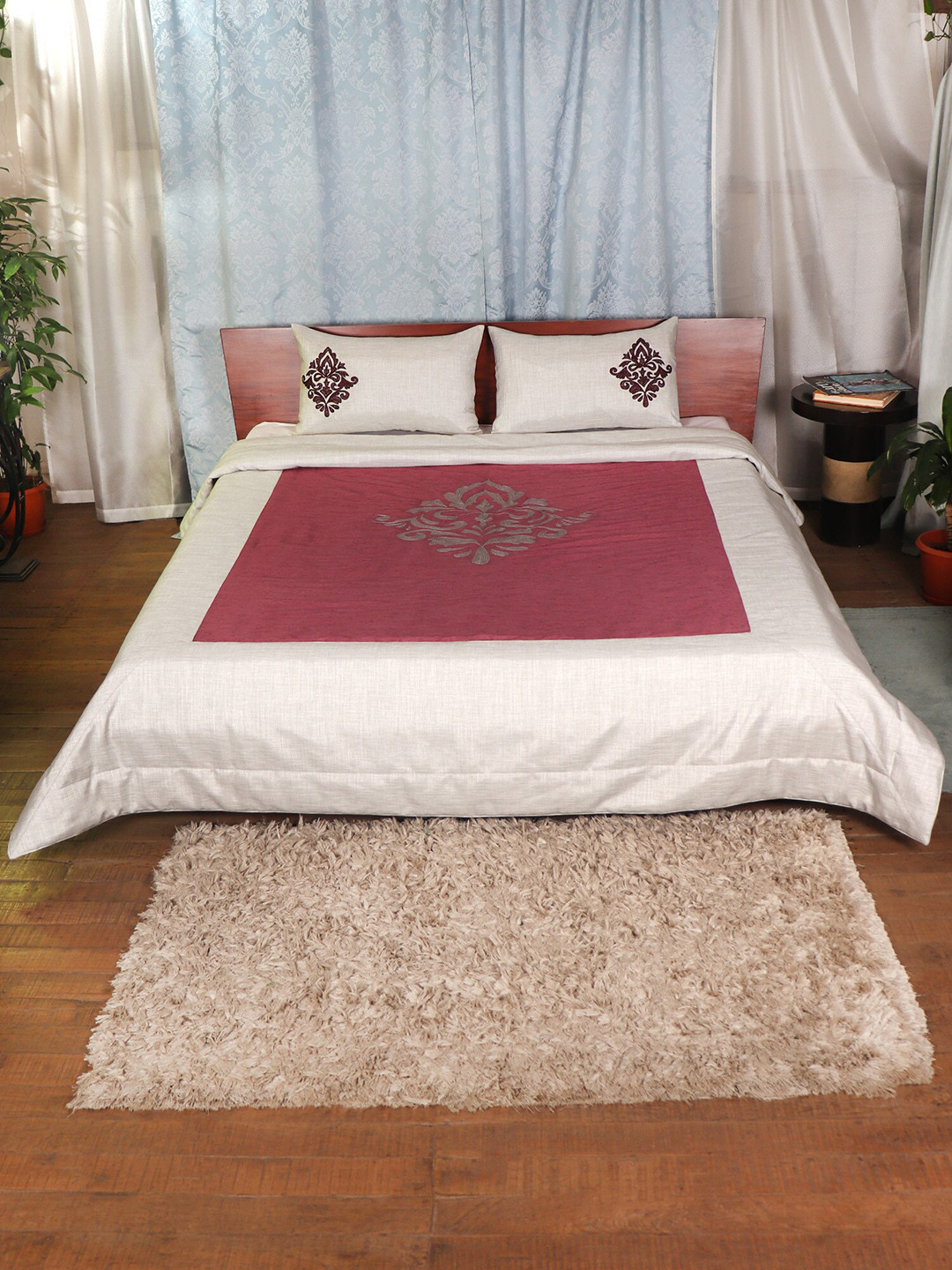 Buy ZEBA Maroon Set Of 3 Ethnic Motifs Mild Winter 400 GSM Double Bed Quilt With 2 Pillow Shams
