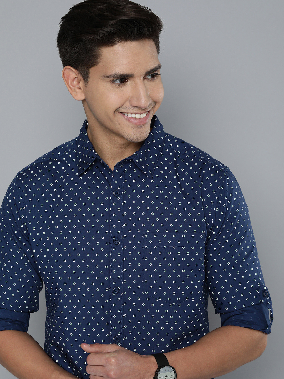 Men's Navy Blue Graphic Printed Slim Fit Shirt