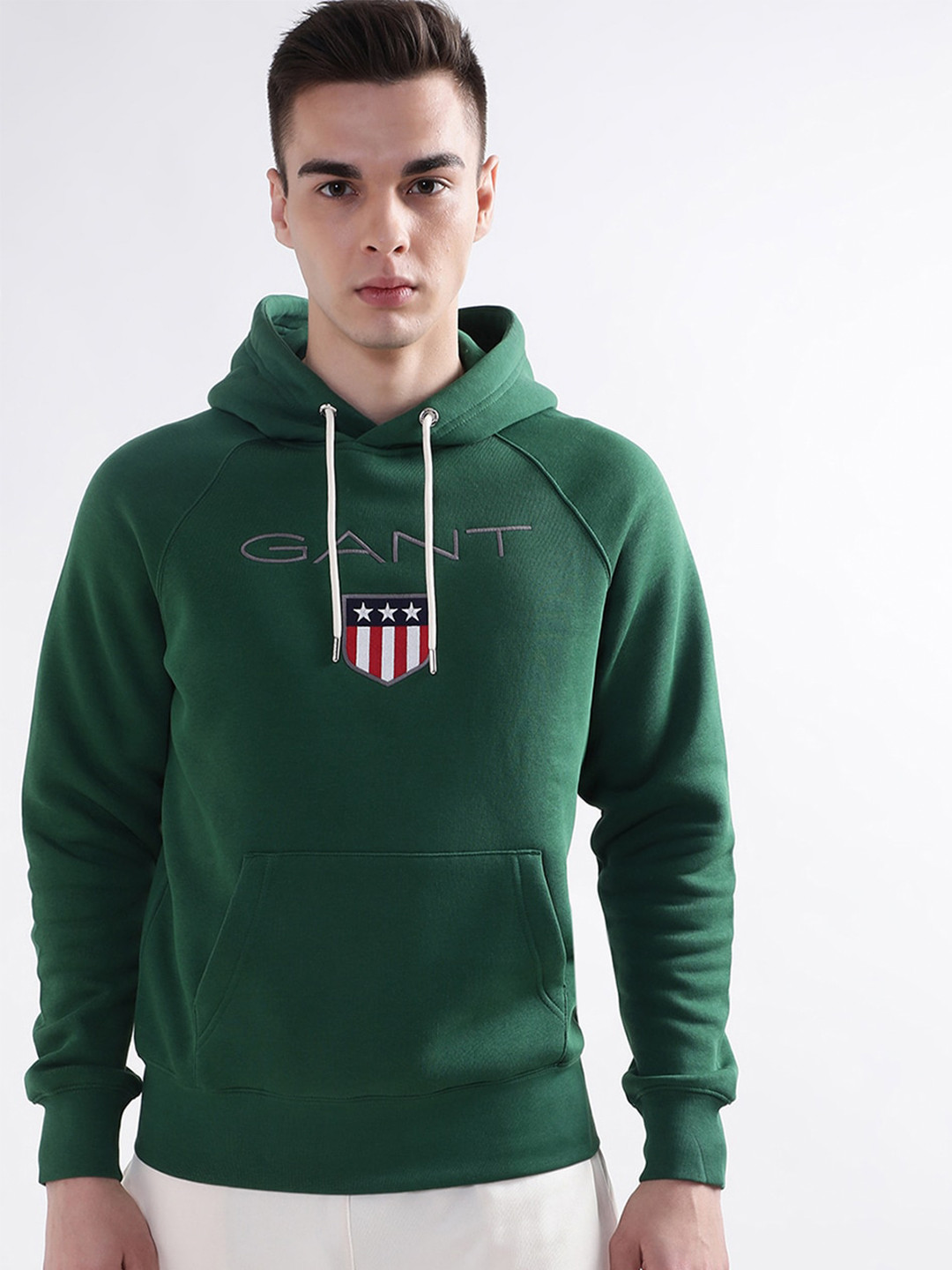 Gant Men Regular Cream Solid Sweatshirt