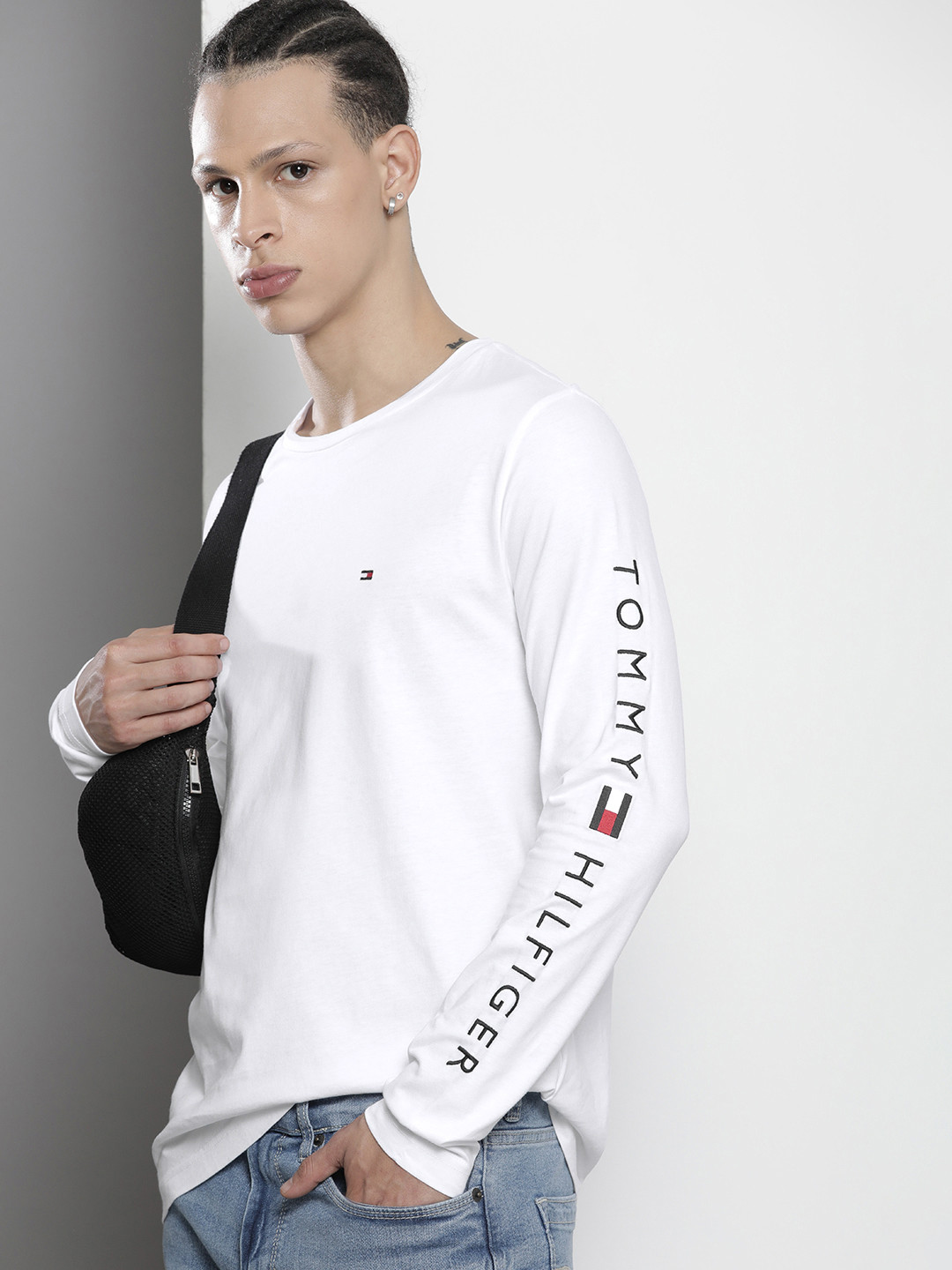 Buy Tommy Hilfiger Men Slim Fit Pure Cotton Sustainable T Shirt With