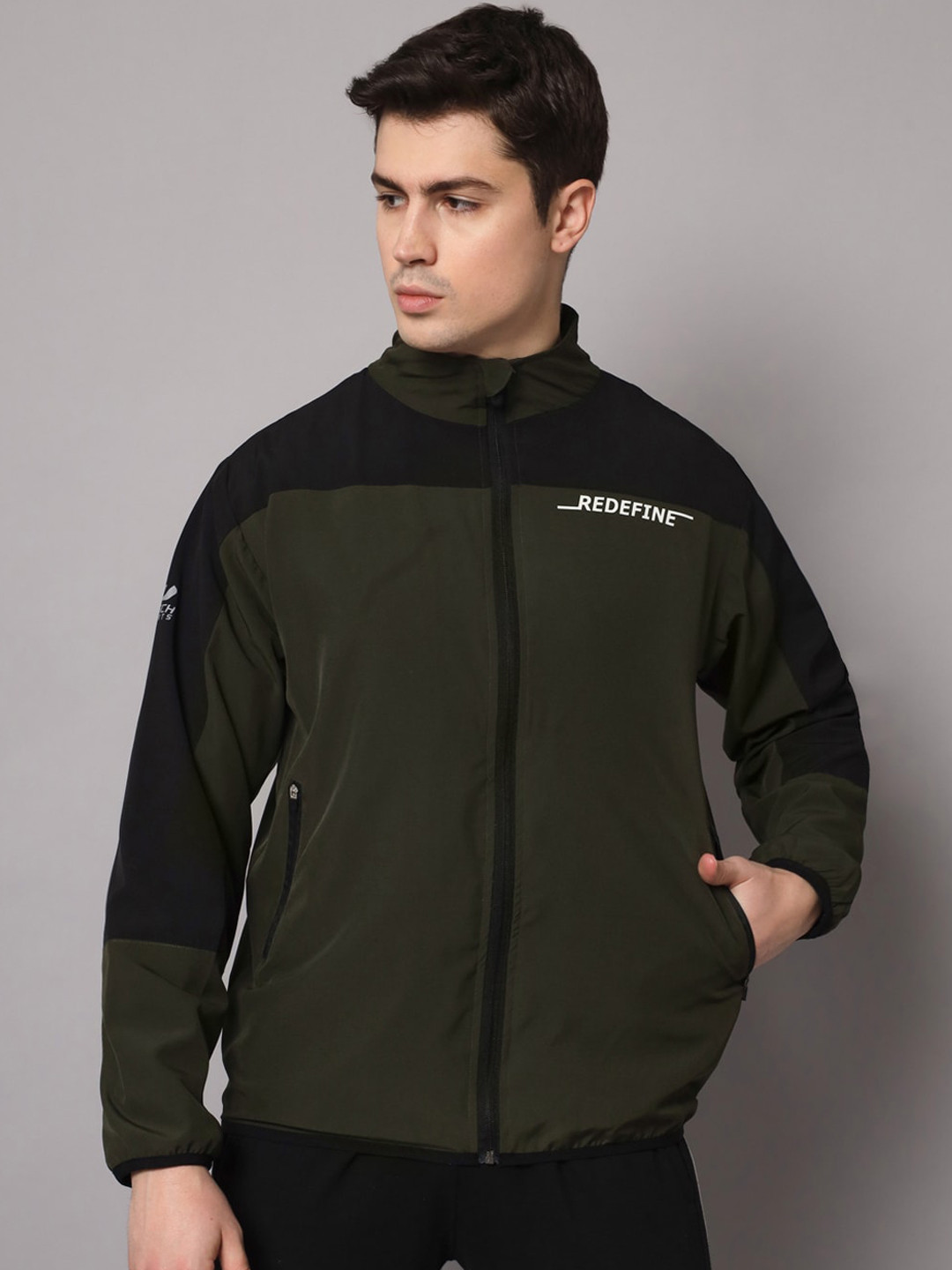 Buy Masch Sports Men Olive Green Colourblocked Lightweight Training Or