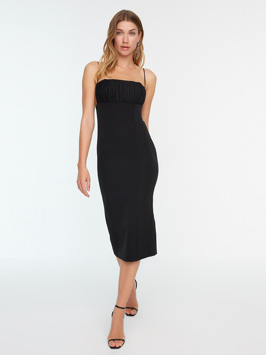 Buy Trendyol V Neck Slit Bodycon Dress In Pink | 6thStreet UAE - 7