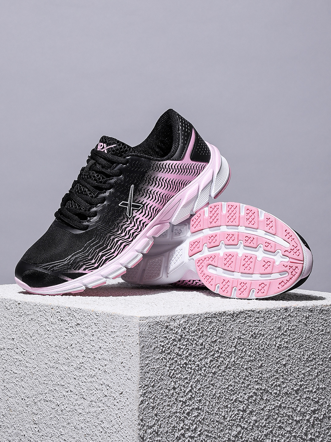 Buy HRX By Hrithik Roshan Women Active & Pink Black Street Running
