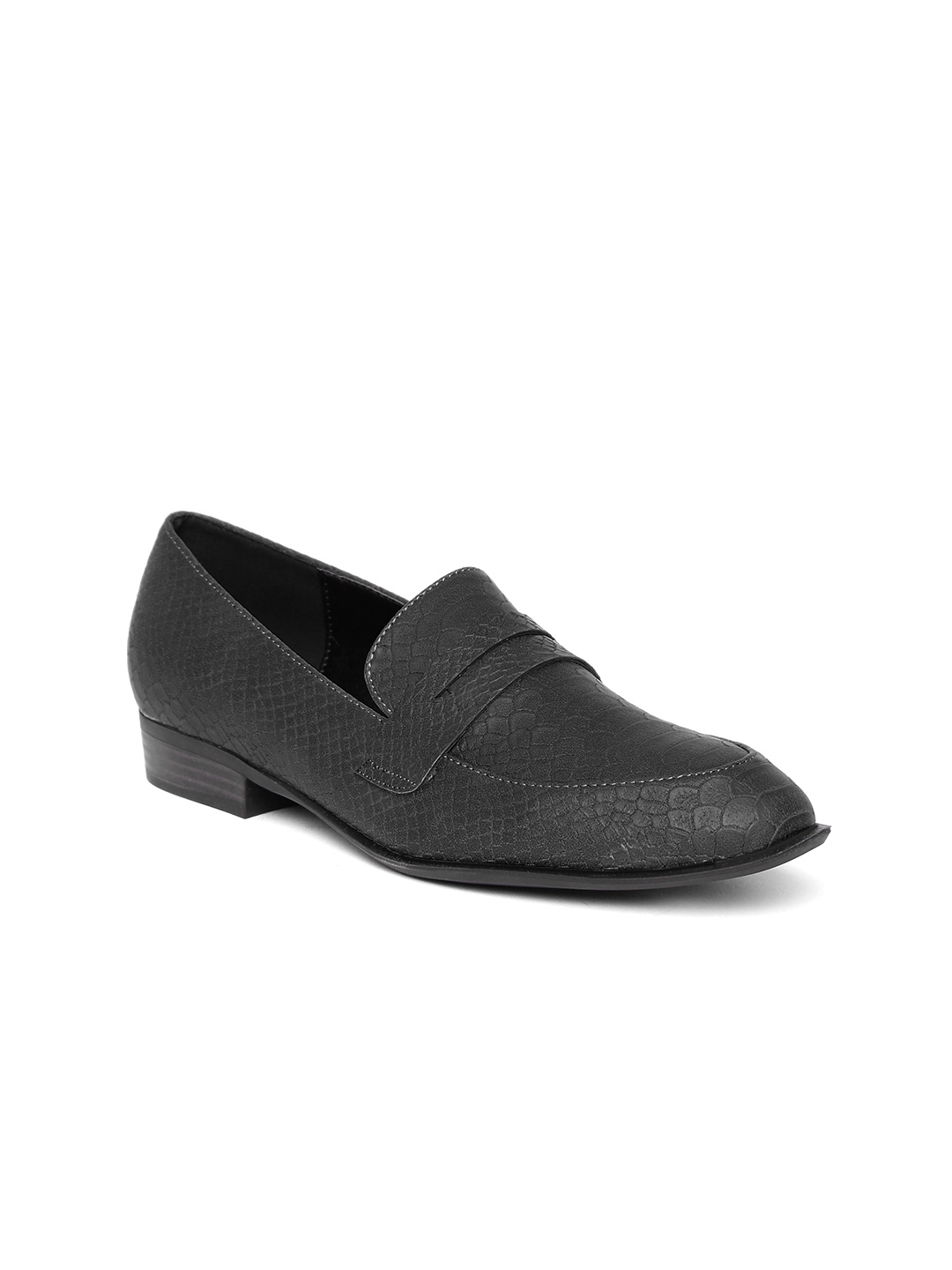 allen solly sandals in myntra