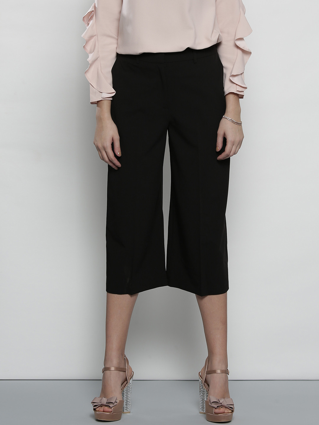 Buy DOROTHY PERKINS Women Black Slim Fit Solid Culottes - Trousers for Women 2158994 | Myntra