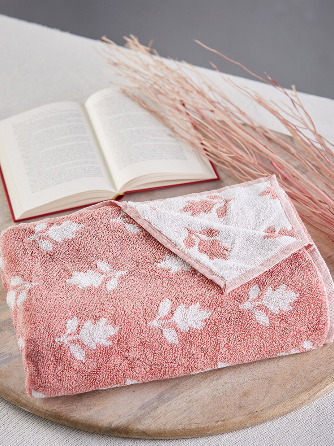 Buy Fabindia Smriti Pink Floral Printed GSM 570 Cotton Pile Hand Towel