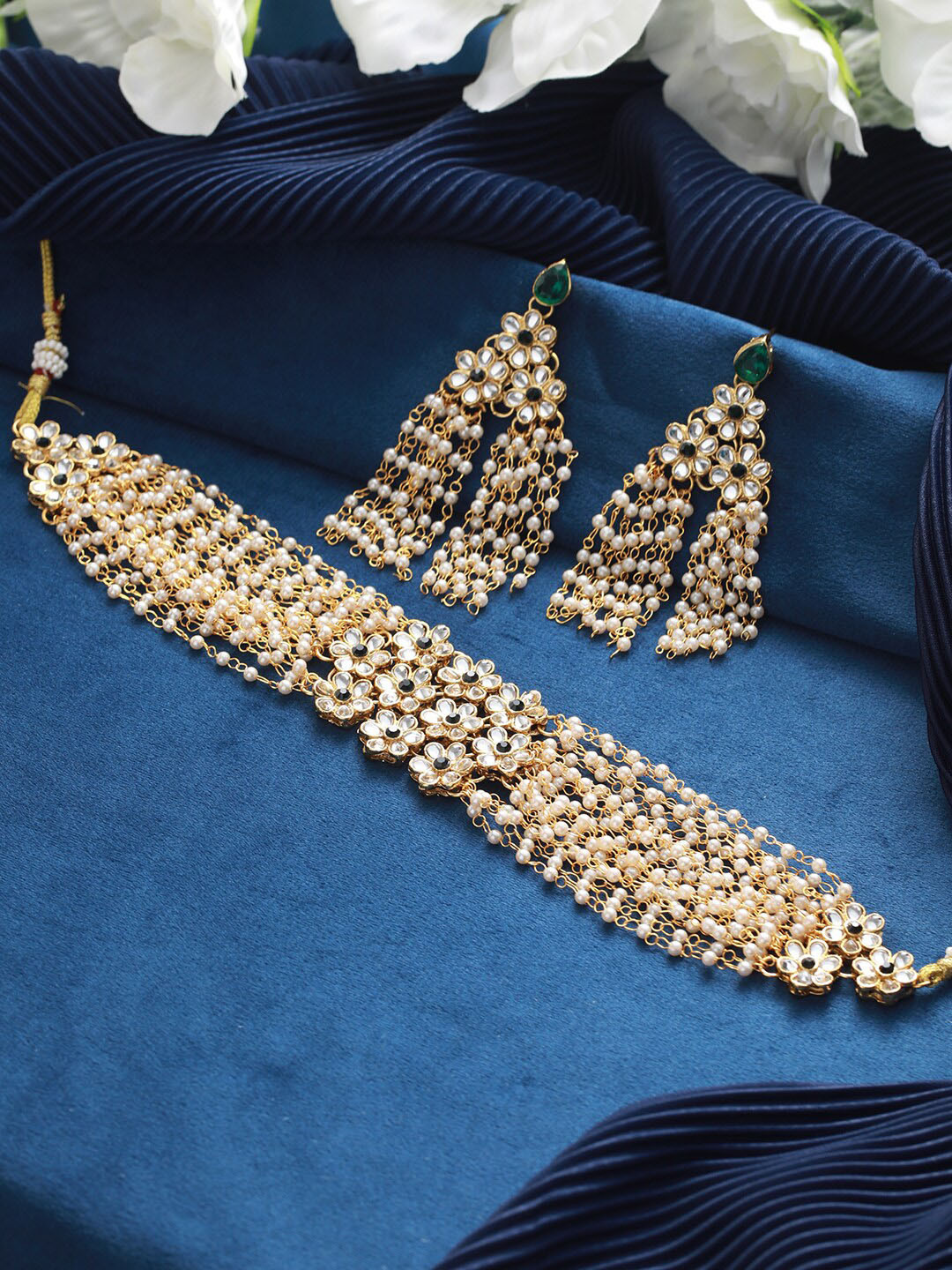 Women Gold Plated Turquoise Beaded & Kundan Stone Studded Traditional Jewellery Set