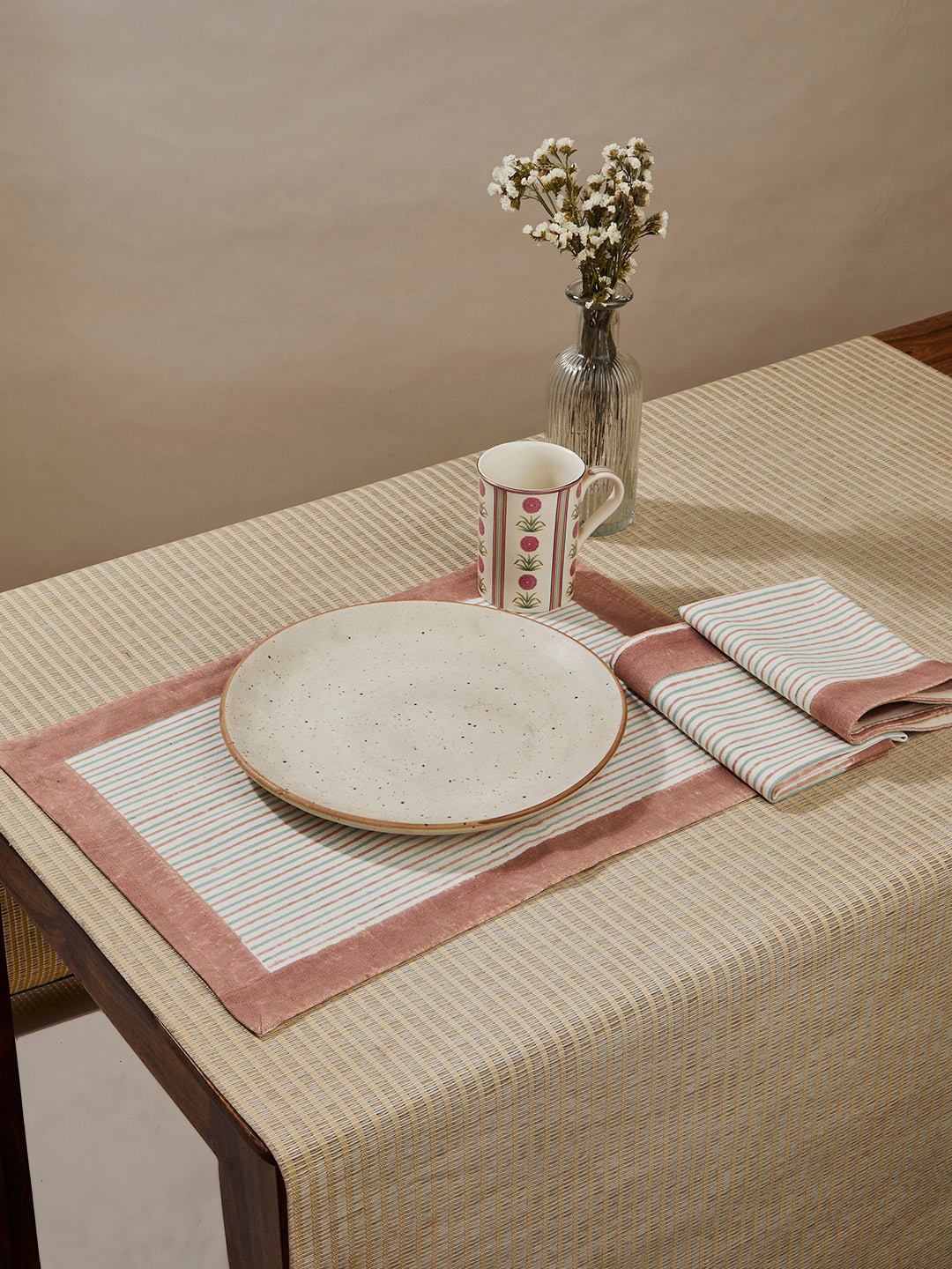 Buy Fabindia Kalpi Pink & White 6 Pcs Block Print Cotton Table