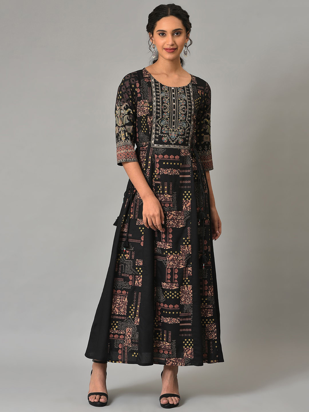 Ethnic Feature Printed Style Round Neck Midi Dress