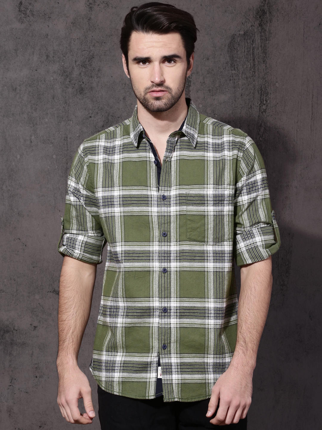 Buy Roadster Men Olive Green & Off White Slim Fit Brushed Checks Casual ...