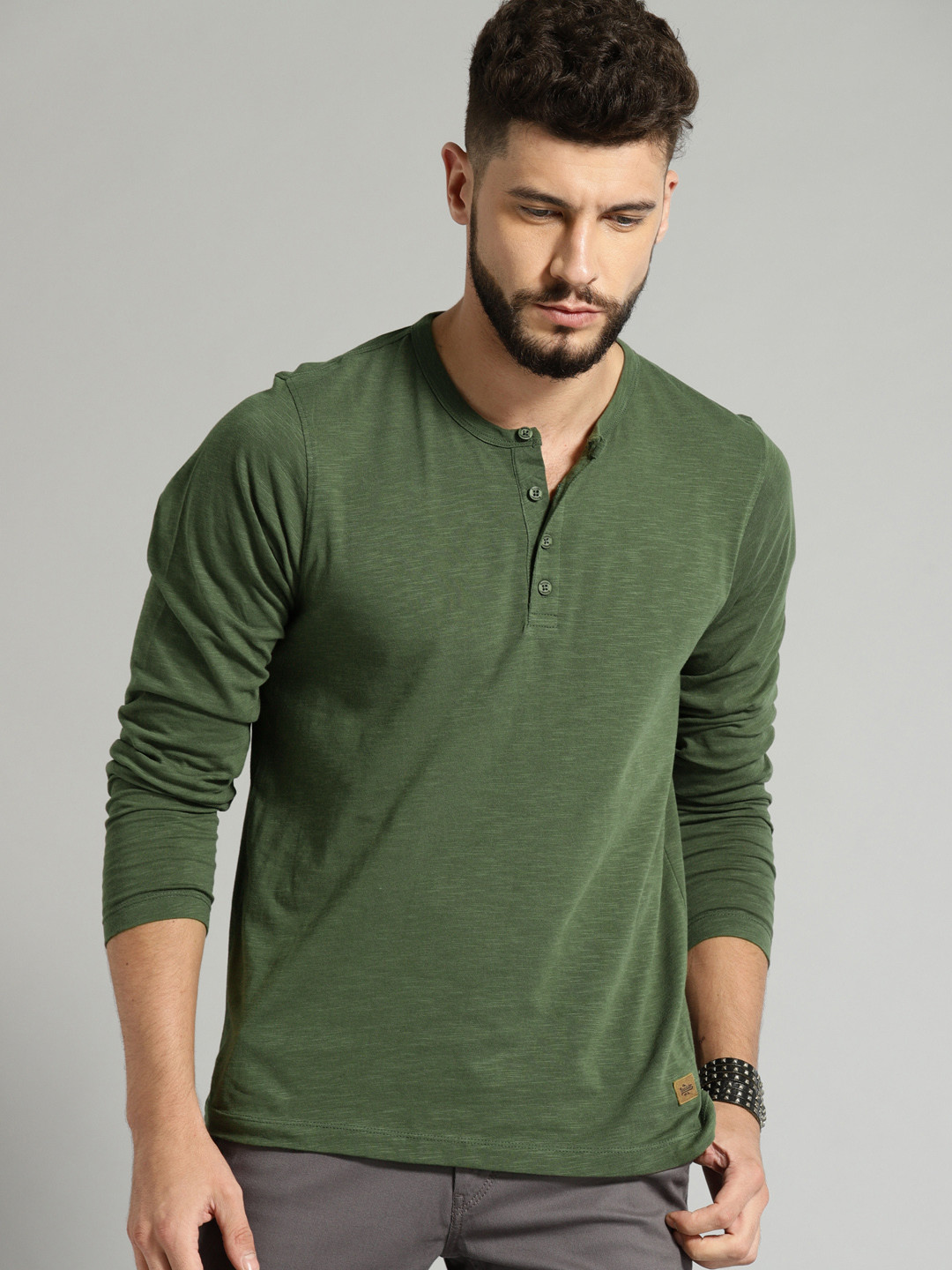 Buy Roadster Men Olive Green Solid Henley Neck T Shirt Tshirts for