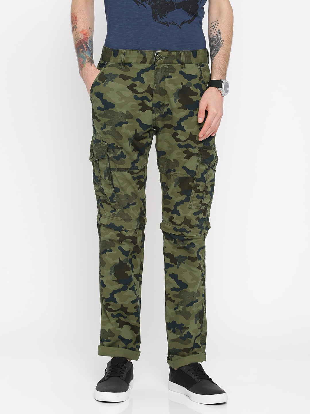 regular fit cargos