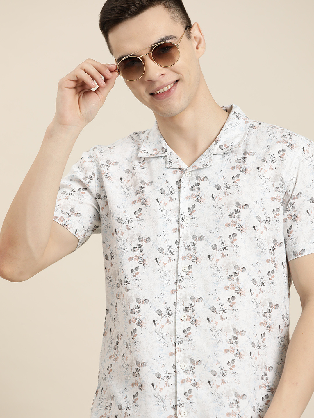 Men's White Comfort Floral Printed Pure Cotton Casual Shirt