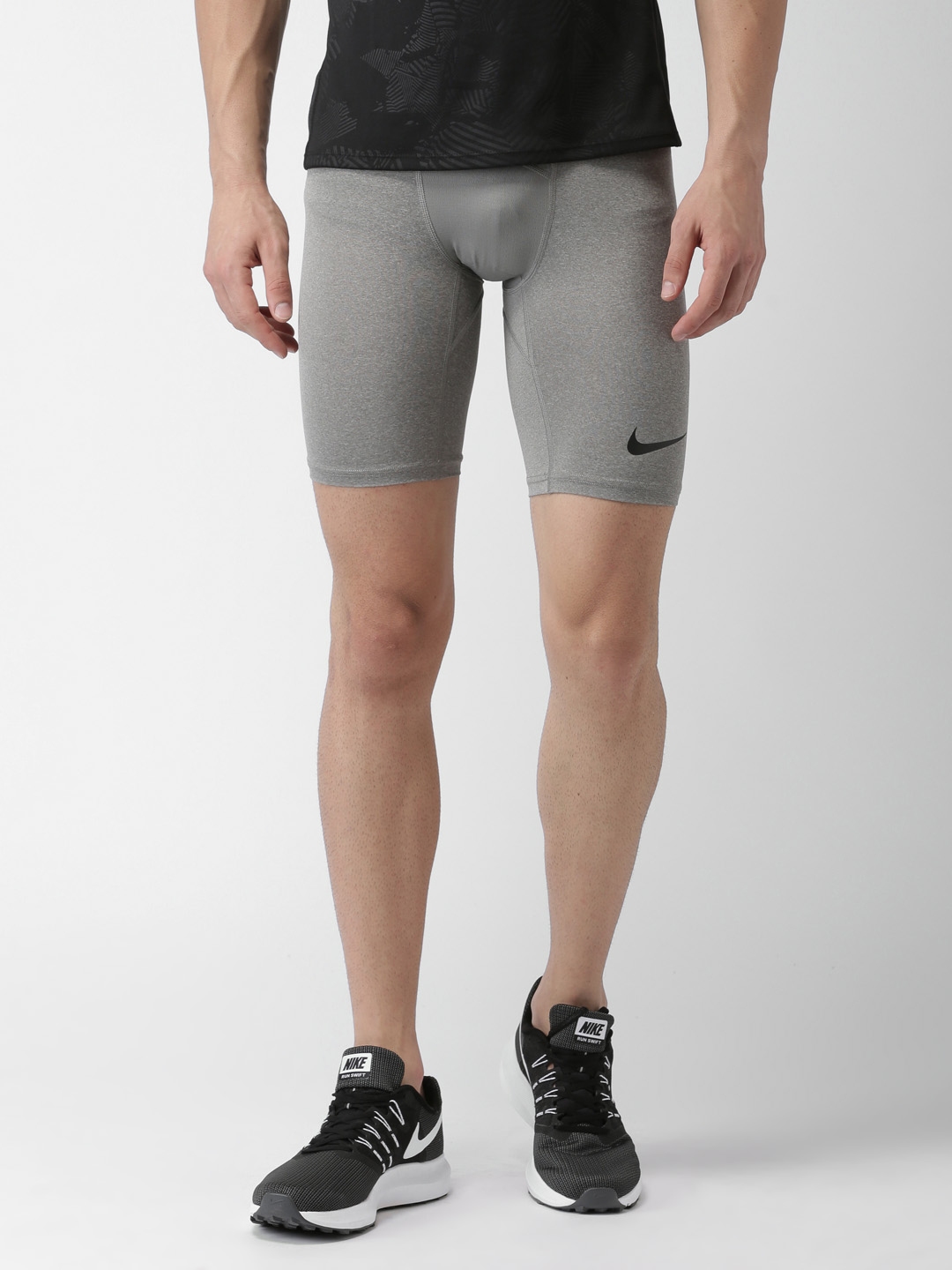 nike tights under shorts