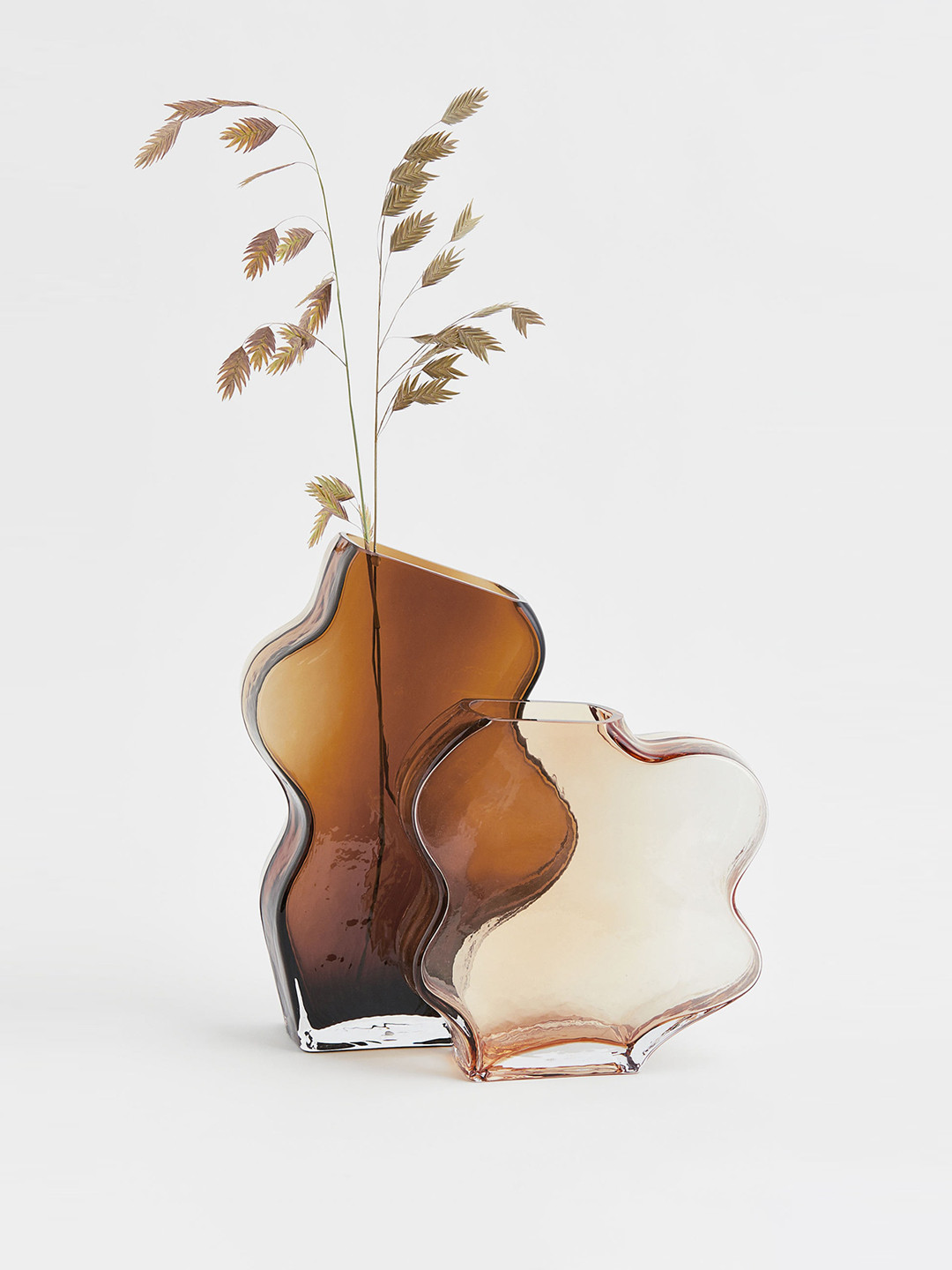 Buy H&M Beige Wavy Glass Vase Vases for Unisex 21882036 Myntra