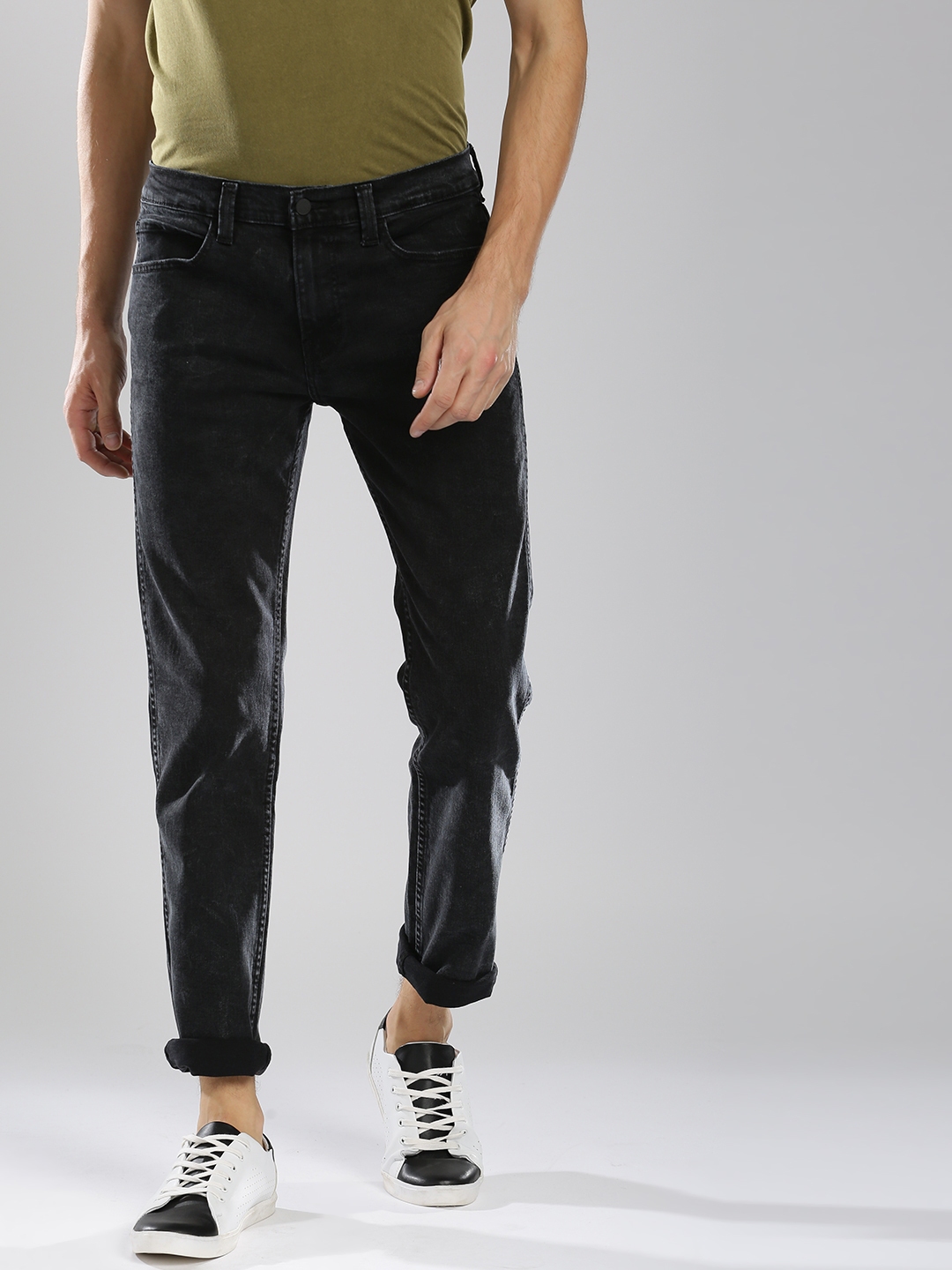 black stretchable jeans