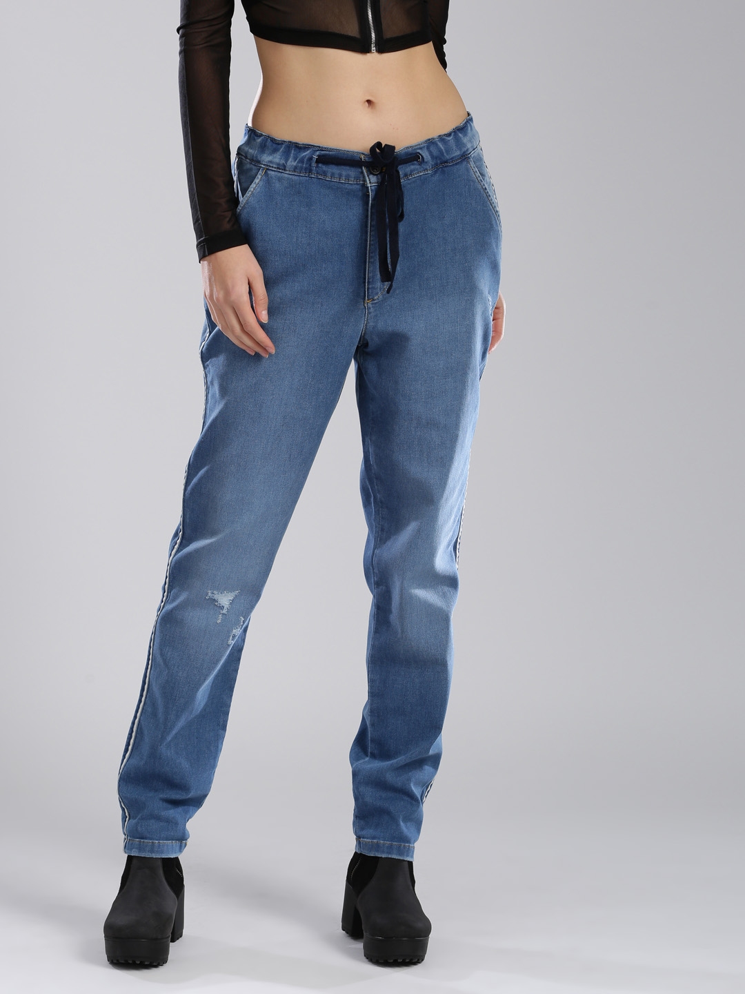 levis stretchable jeans