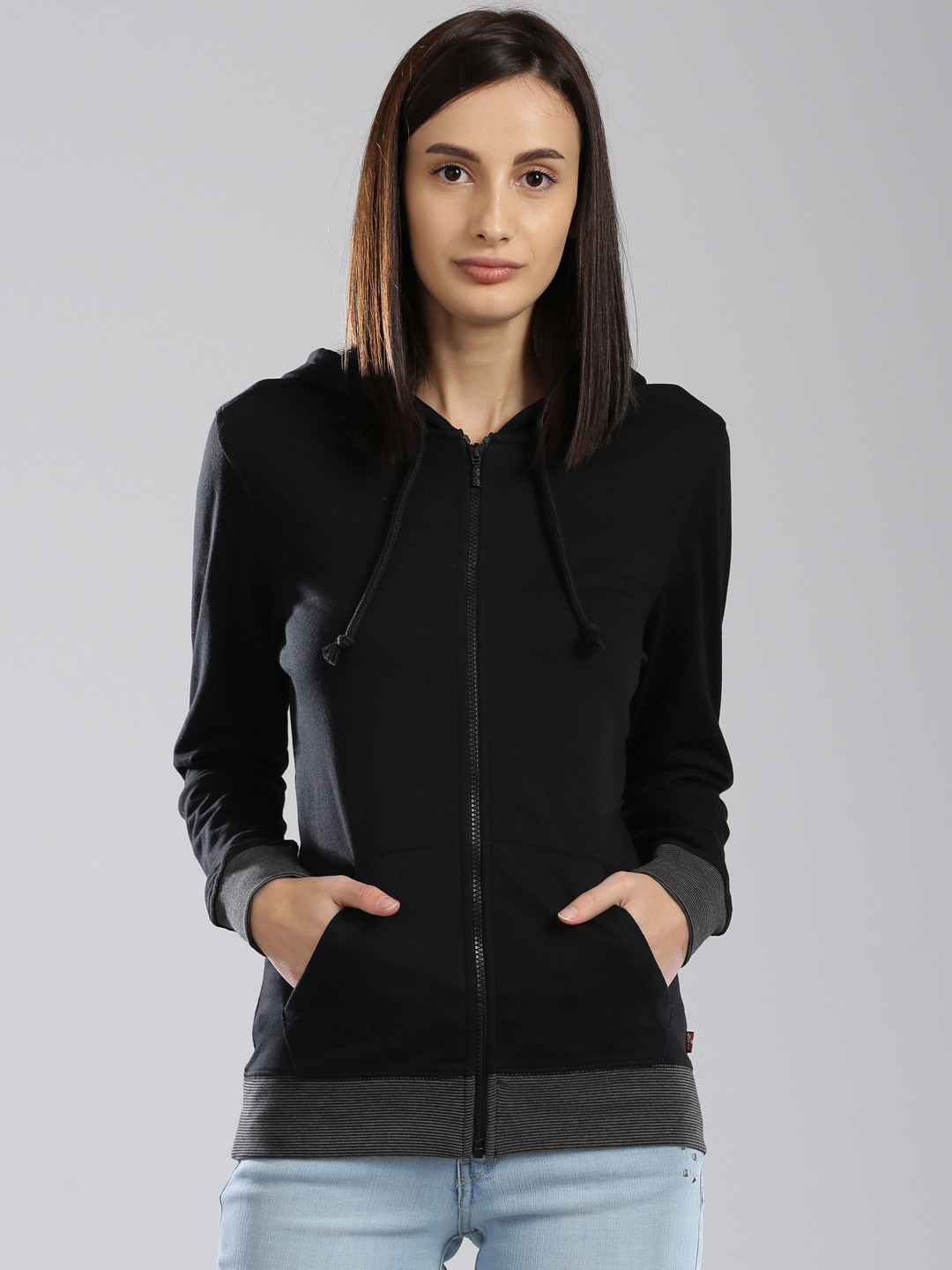 Buy Levis Women Black Solid Hooded Sweatshirt - Sweatshirts for Women 2191006 | Myntra