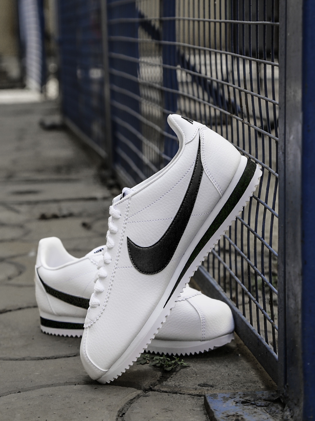 shoes myntra nike