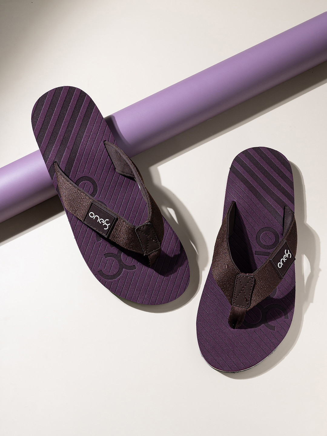 mens slim flip flops