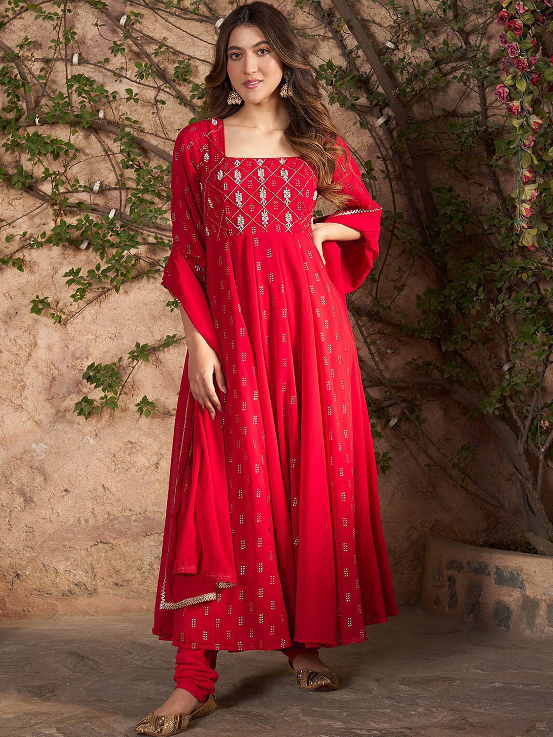 Buy Lavanya The Label Embroidered Georgette Anarkali Kurta With buy-lavanya-the-label-embroidered-georgette-anarkali-kurta-with