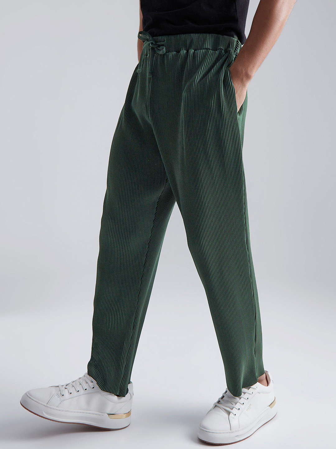 Buy BoohooMAN Tapered Pleated Track Pants Track Pants for Men