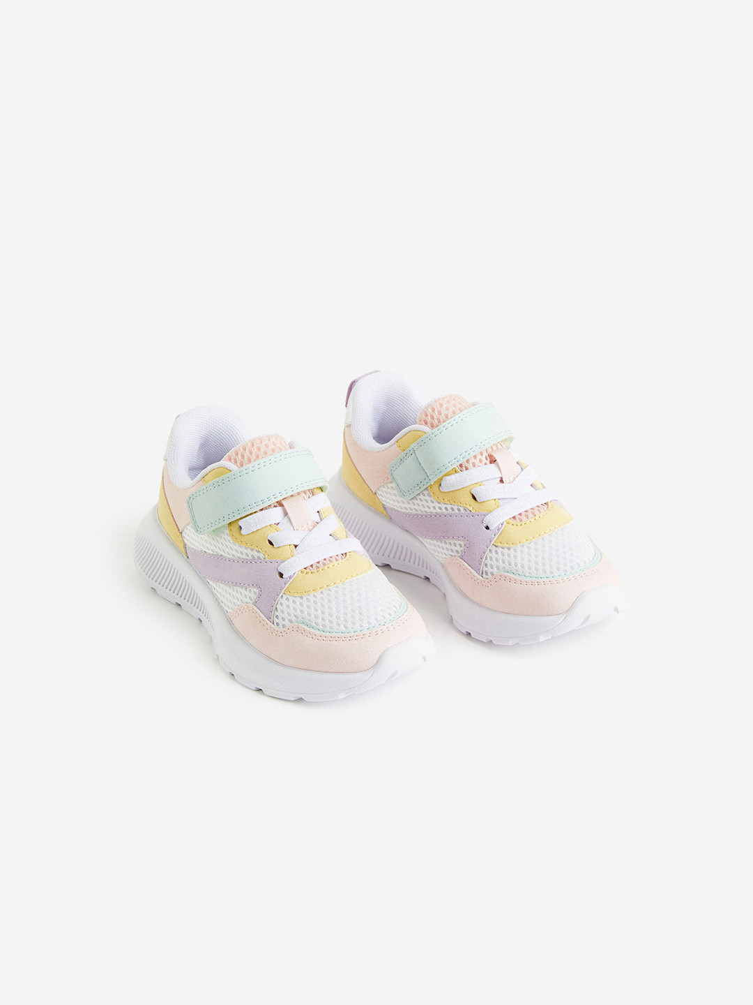 Buy H&M Girls Trainers - Casual Shoes for Girls 22066934 | Myntra