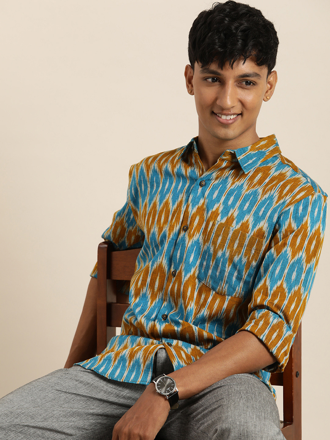 Vastraa Fusion Ikat Print Pure Cotton Spread Collar, Helf Sleeves, Button Shirt Casual Wear For Kid's