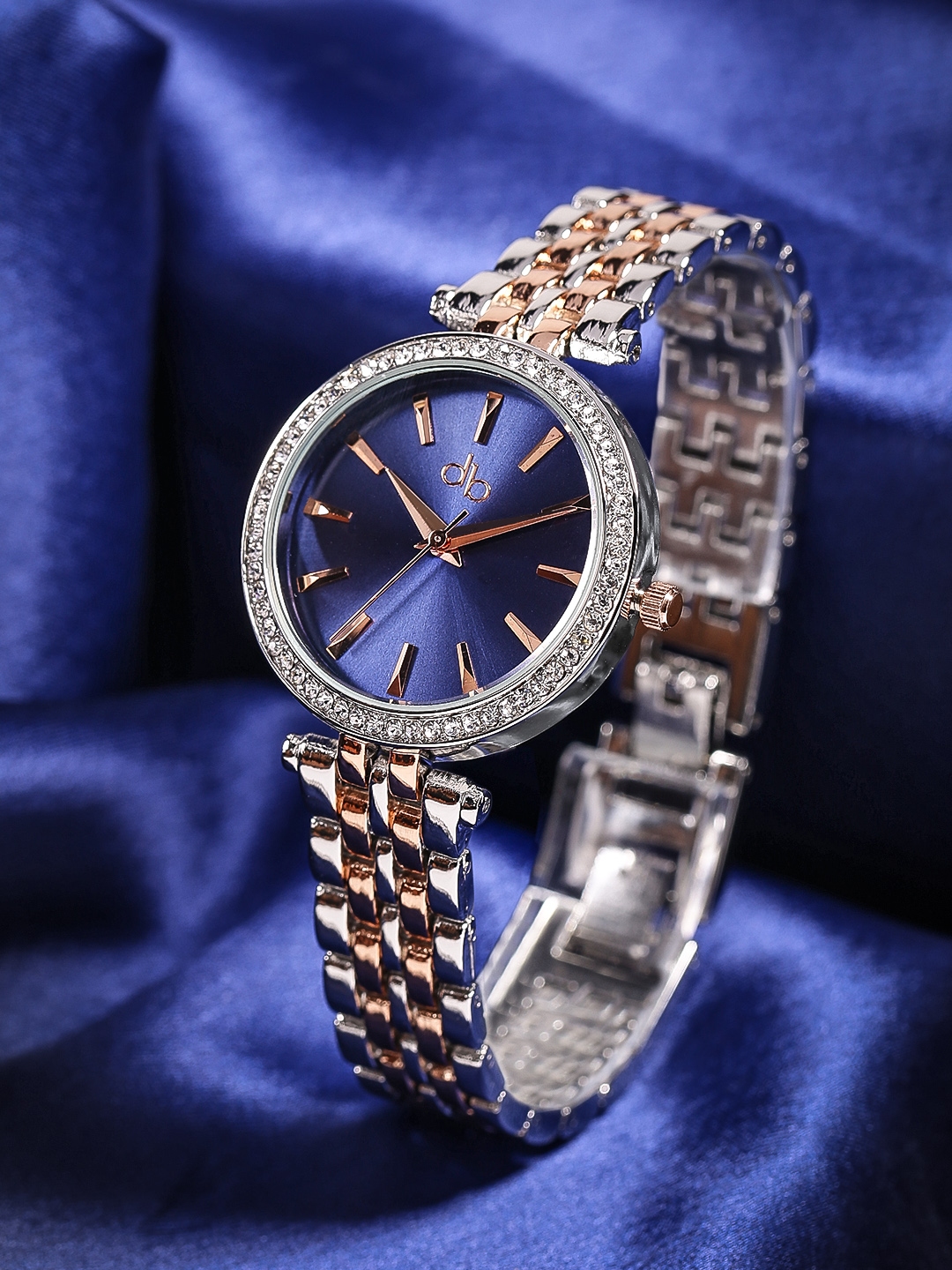 Dressberry blue analog watch top