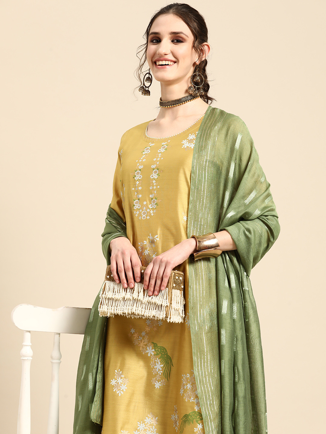 Women Ethnic Kurta With Palazzo And Dupatta