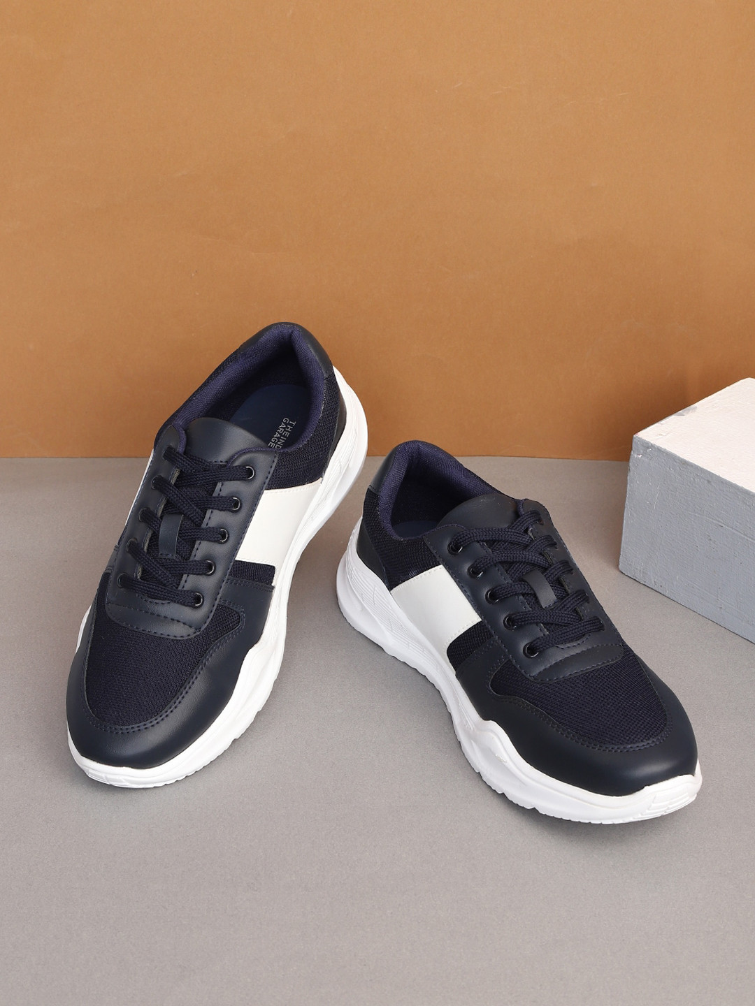 Buy The Indian Garage Co Men Round Toe Lace Ups Colourblocked Sneakers